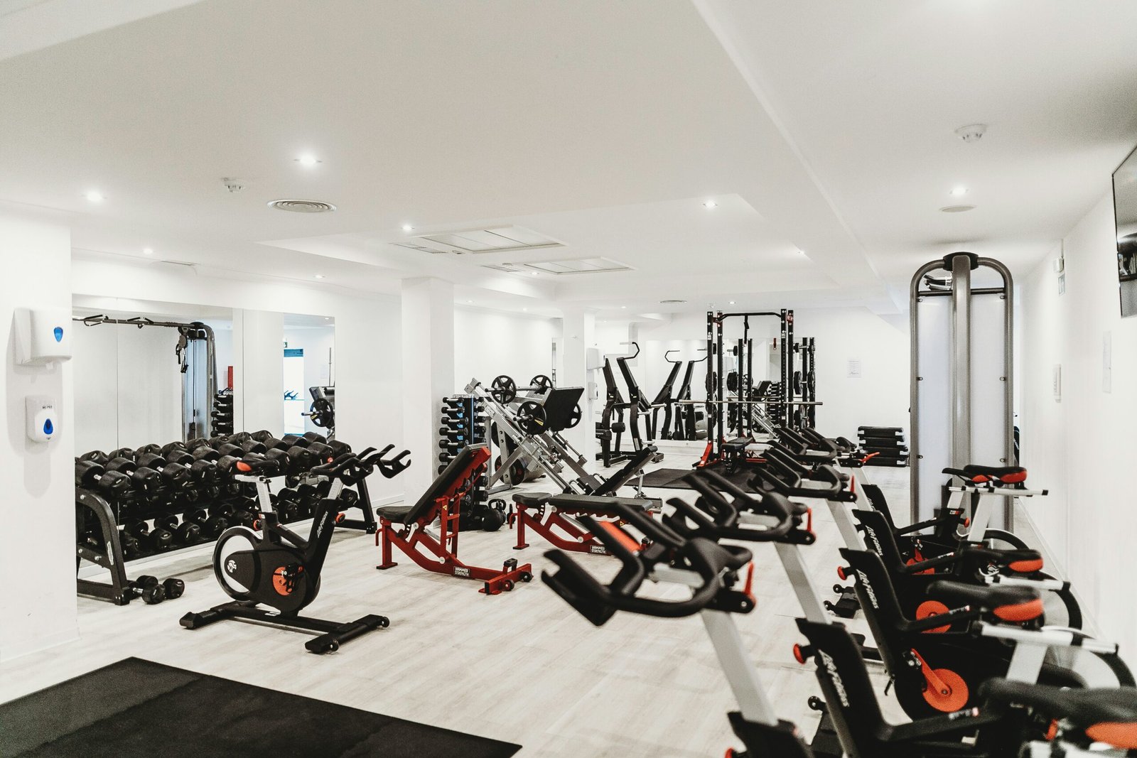 Emerging Gym Equipment Trends: What’s Coming in Early 2025